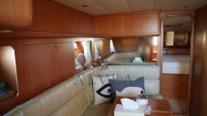 Uniesse 48